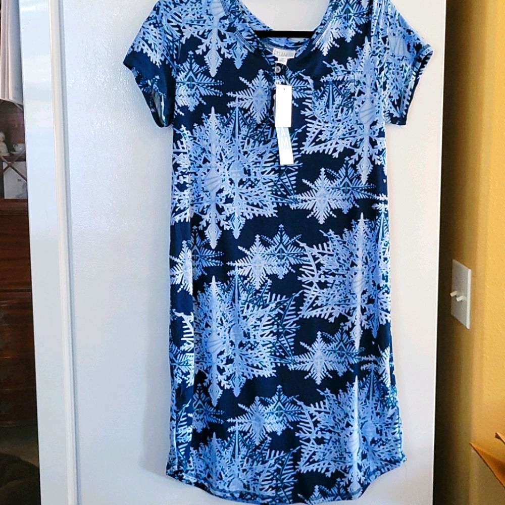 Lularoe Dream Collect Sleep Shirt